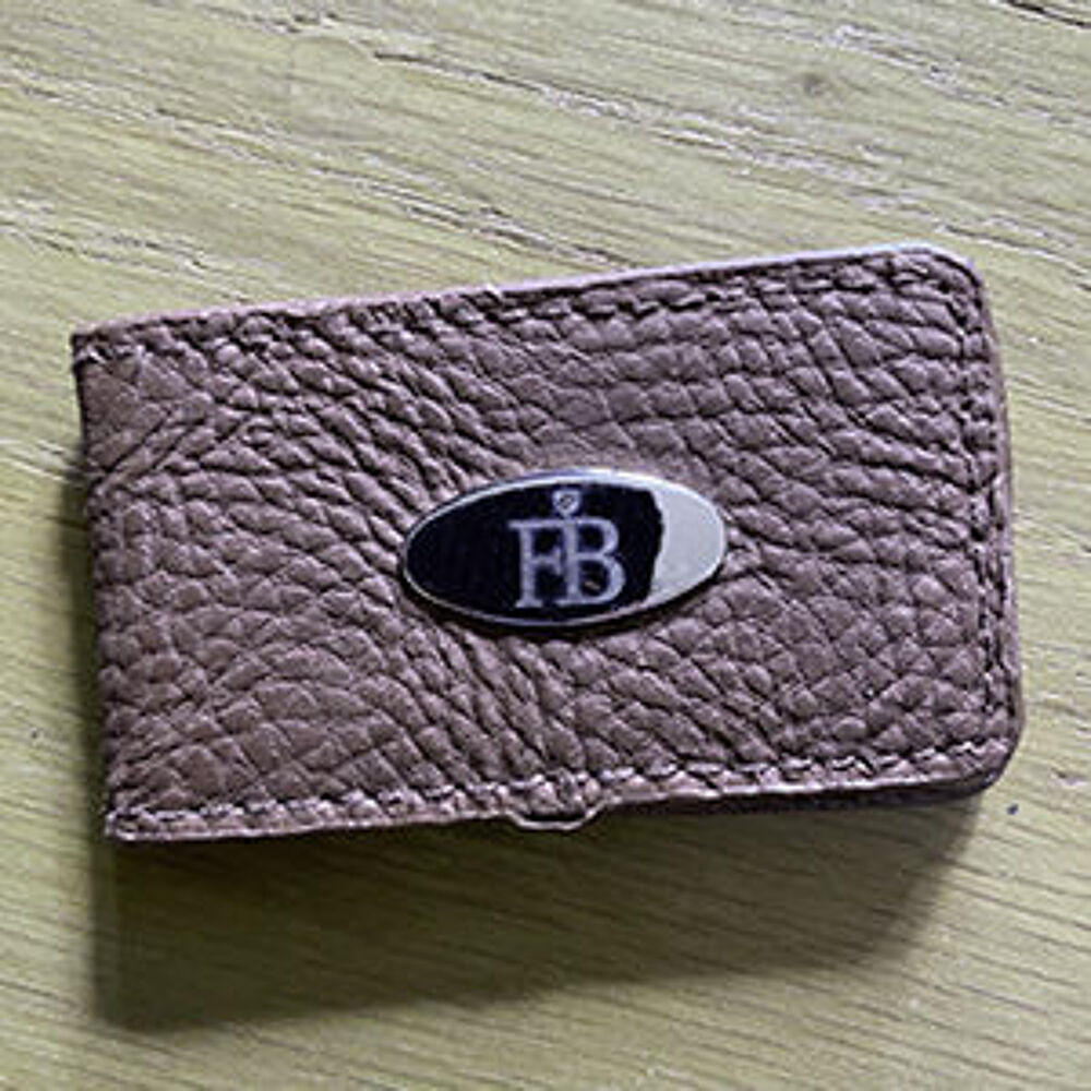 PINCE &Agrave; BILLETS LANCEL Photos/Video/TV