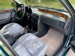 S&eacute;rie 400 418 SLD 1.8 TURBO DIESEL 88 cv 1994 occasion 52100 Bettancourt-la-Ferr&eacute;e