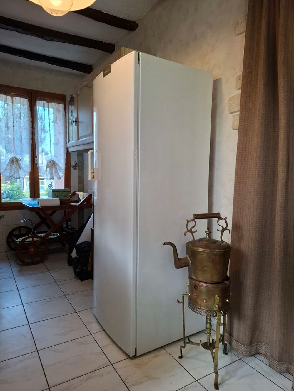 cong&eacute;lateur armoire de marque SIEMENS de grande taille. Electroménager
