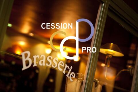 BRASSERIE - RESTAURANT - BAR - VENTE &Agrave; EMPORTER A SAISIR EN CENTRE VILLE DE NIMES ! 89600 30000 Nimes