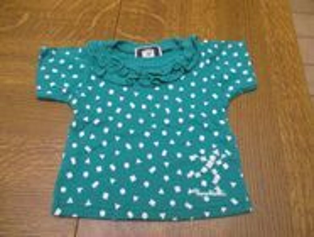 Petit haut vert avec motifs Vêtements enfants