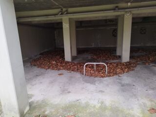  Parking / Garage  louer 25 m