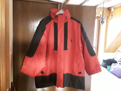 ENSEMBLE DE SKIS POUR HOMME  ( VESTE  + SALOPETTE  )
25 Merville (59)