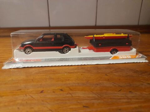 Majorette Annes 80. 205 Peugeot + Remorque  35 Toulon (83)