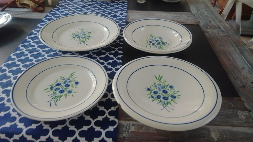 Service de table Mod&egrave;le FRANCINE BLEU BADONWILLER 