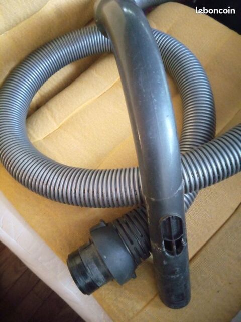 Flexible et poignée aspirateur Miele 10 Beauchamp (95)