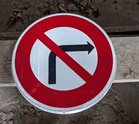 panneau de circulation D�FENSE DE TOURNER alu voir photo.47c 20 Marseille 13 (13)