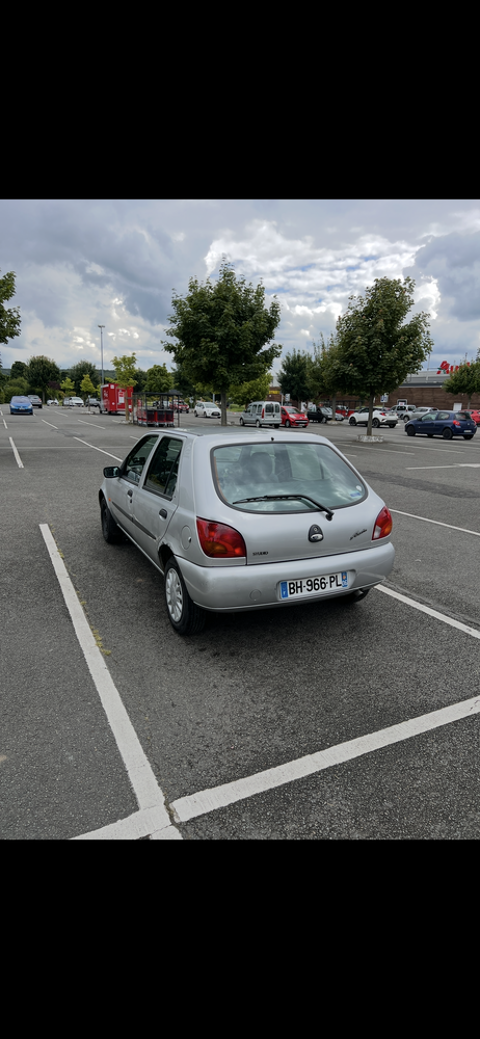 Ford fiesta 1.2i Studio