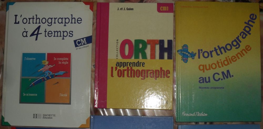Lot de 5 ouvrages d'Orthographe cycle3 en parfait &eacute;tat. Livres et BD
