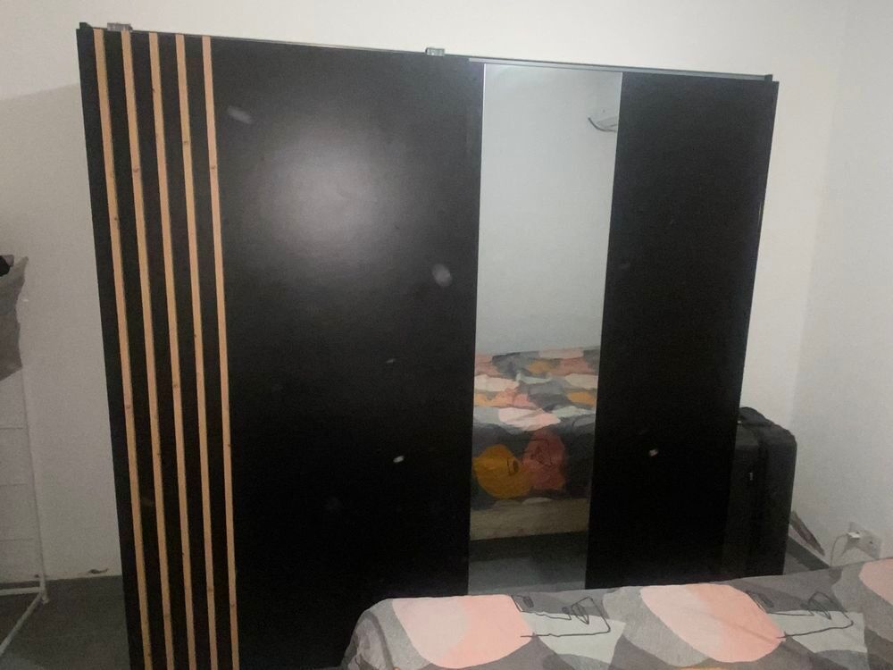 Armoire porte coulissante Meubles