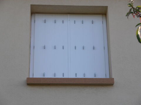 pour renover votre logement 1 lot de peersiennes  PVC 100 Cournon-d'Auvergne (63)