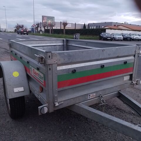 Pi&egrave;ces et &eacute;quipements Voiture Pi&egrave;ces et &eacute;quipements Voiture  occasion Le Poir&eacute;-sur-Vie 85170