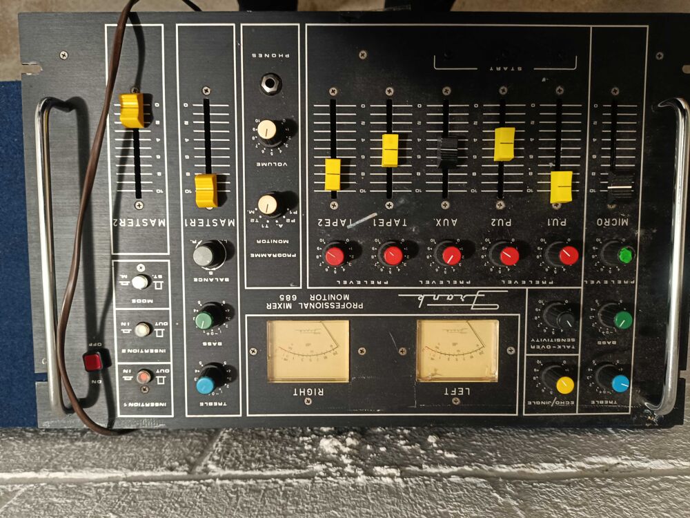 Ensemble de Sonorisation amplificateur et Haut parleur Audio et hifi