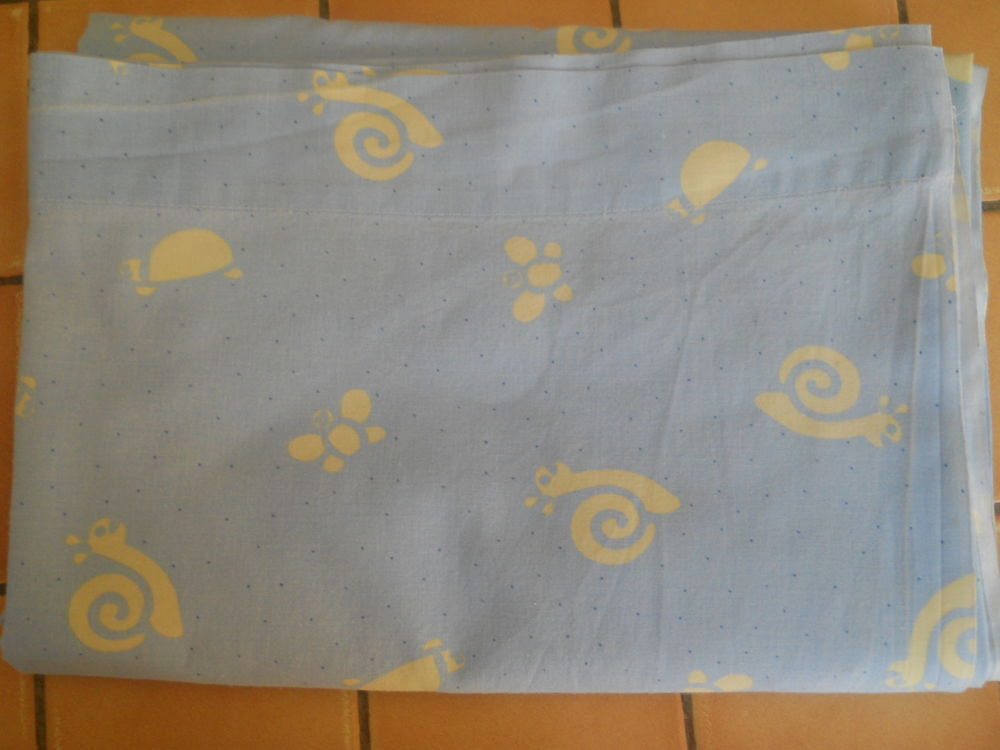 Lot draps plats lit b&eacute;b&eacute; Puériculture