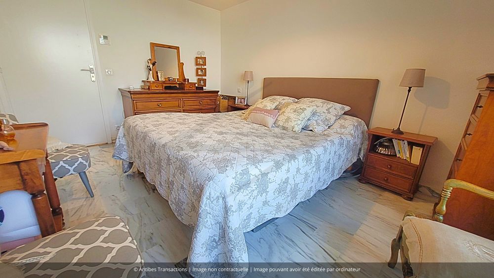  vendre  Appartement Juan Les Pins (06160)