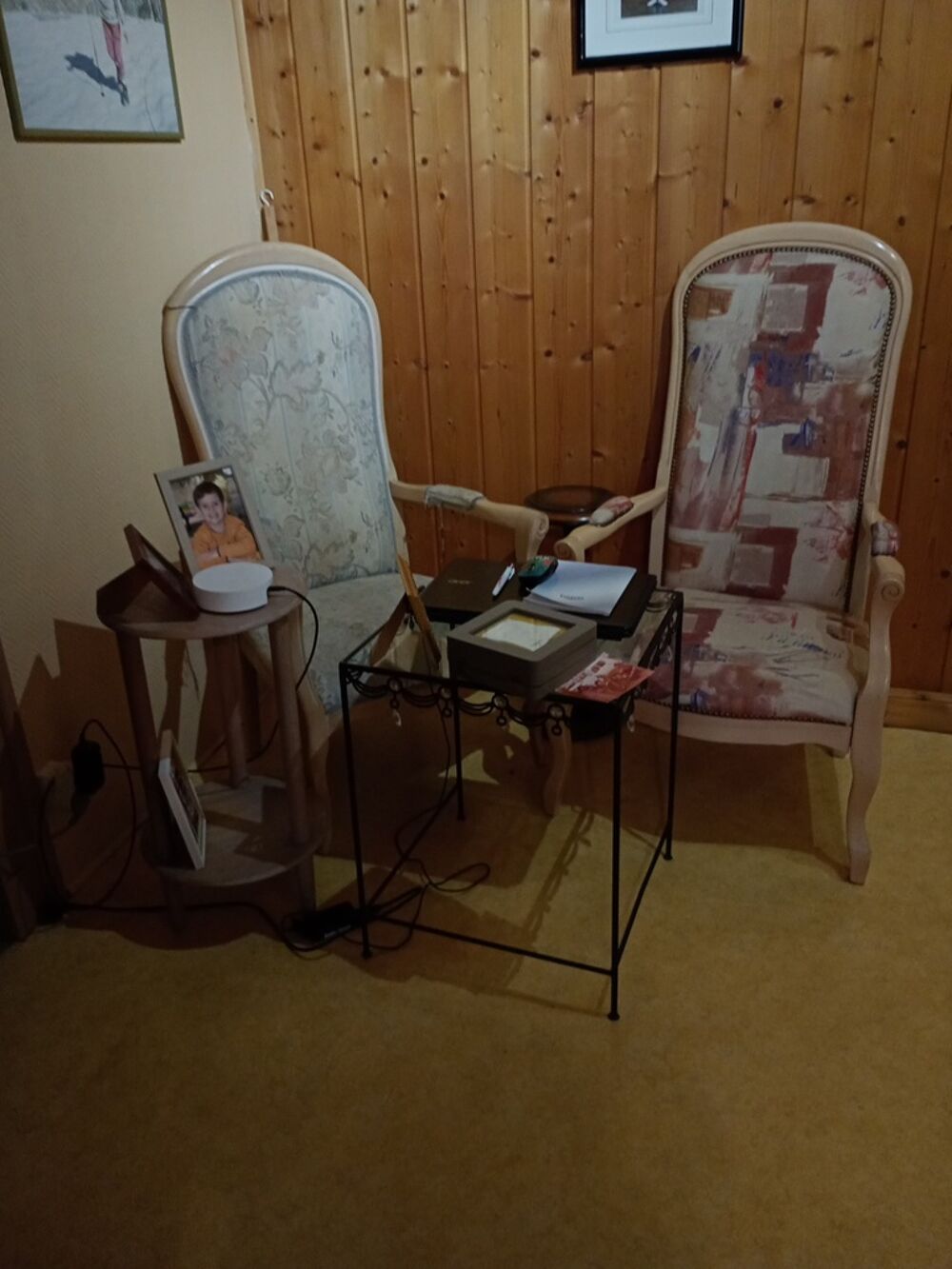 Fauteuils aussi bibelots de qualit&eacute; Meubles