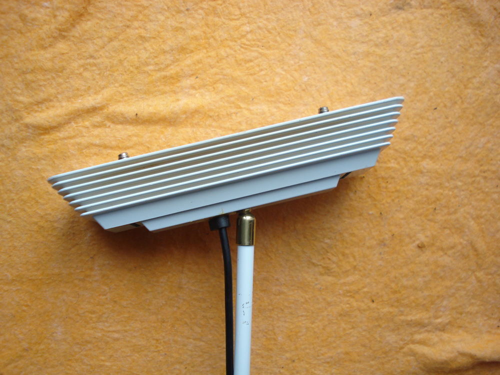 Lampe halog&egrave;ne sur pied avec variateur Electroménager