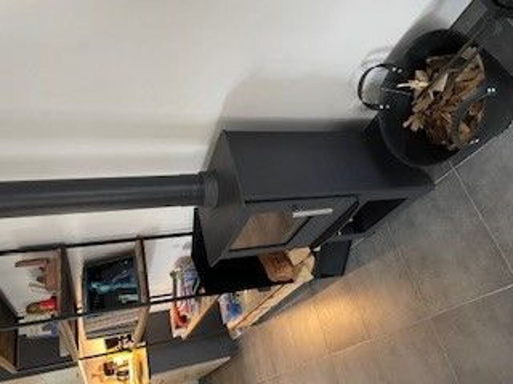 Po&ecirc;le &agrave; bois moderne noir Meubles