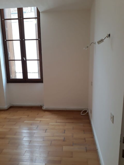  Appartement  louer 4 pices 84 m Romorantin-lanthenay