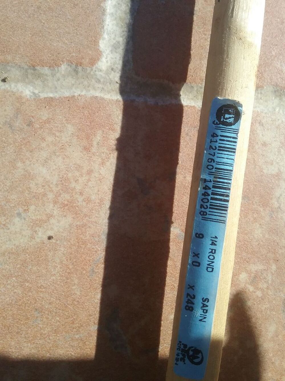 10 quart de rond 248 cm de longueur les 10 4euros Bricolage
