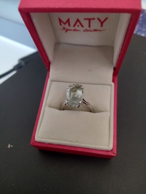 BIJOUX ET DIVERS 1200 R�gusse (83)