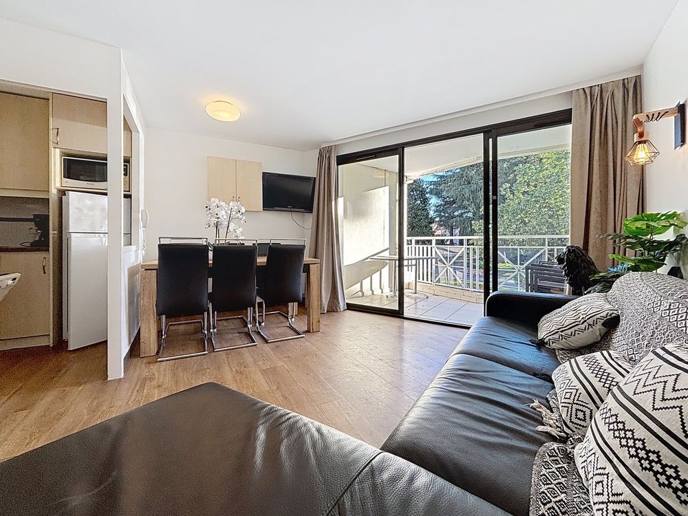 Vente Appartement Joli 3P traversant avec terrasse, parking, piscine, gardien Cannes