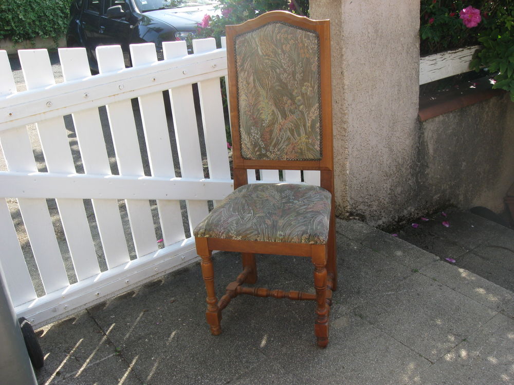 2 chaises bois vintage Meubles