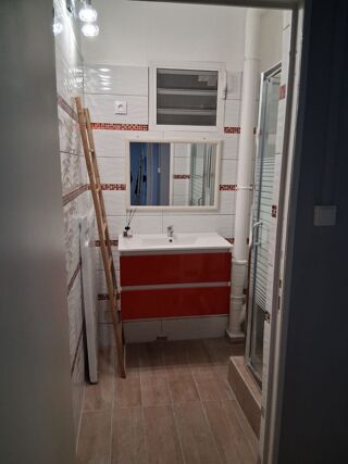 Colocation à louer 3 pièces 100 m²