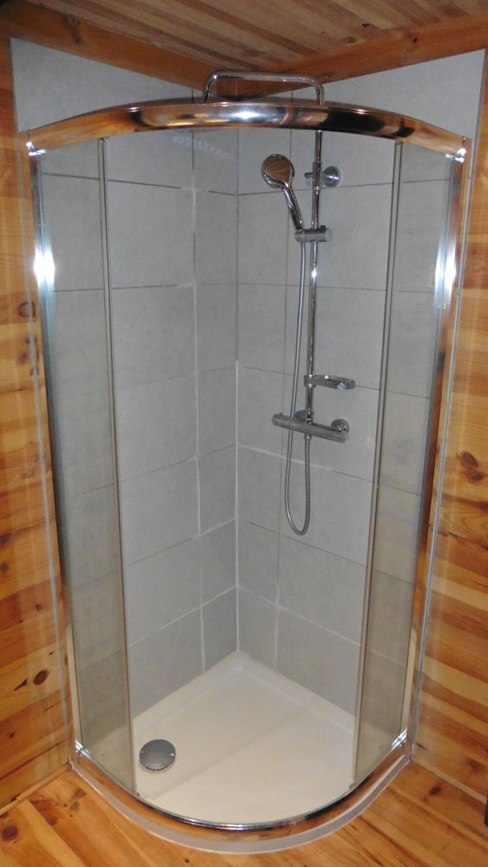 paroi et receveur de douche Meubles