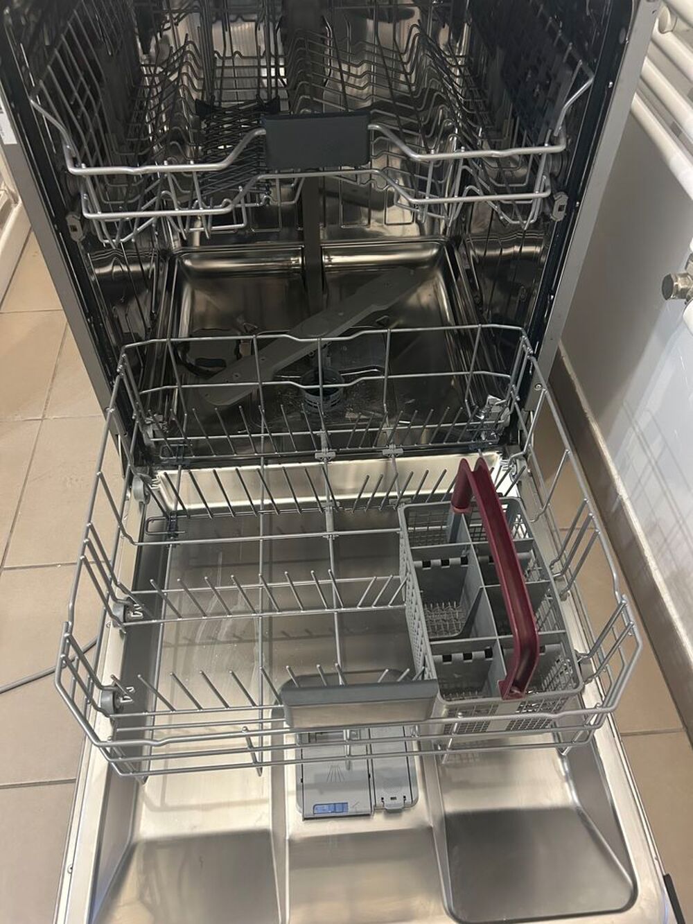Lave-vaisselle Electroménager