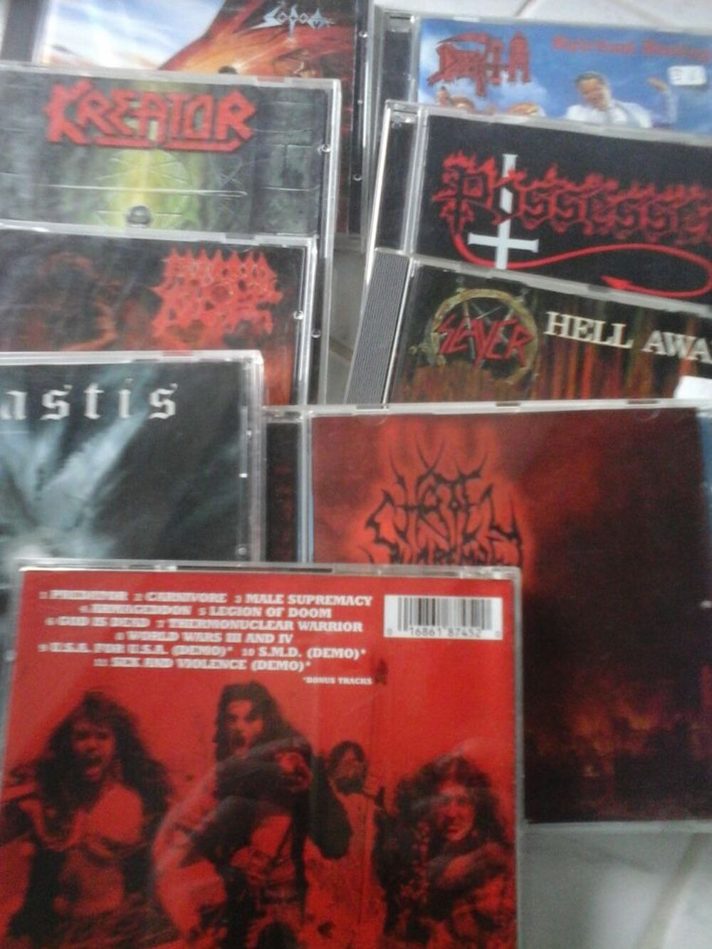 CD METAL, BLACK, DEATH, DOOM, TRASH CD et vinyles