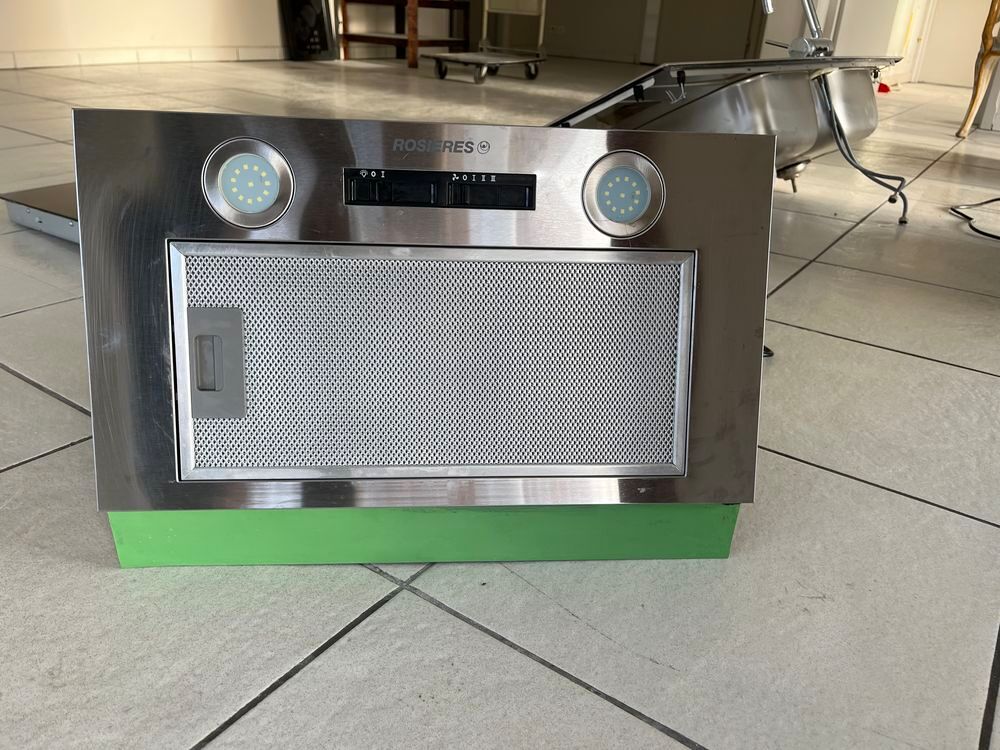 Suite au changement de cuisine &eacute;lectrom&eacute;nager + &eacute;vier Electroménager
