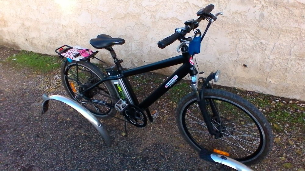 V&eacute;lo de marque hiltecks &agrave; assistance &eacute;lectrique Vélos