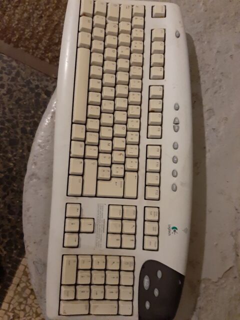 clavier 5 Nîmes (30)