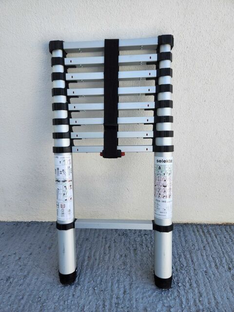 &eacute;chelle t&eacute;l&eacute;phonique hauteur: 2,60m 85 56260 Larmor-plage