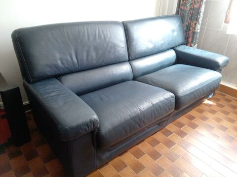 Canap en cuir bleu bon tat 110 Montady (34)