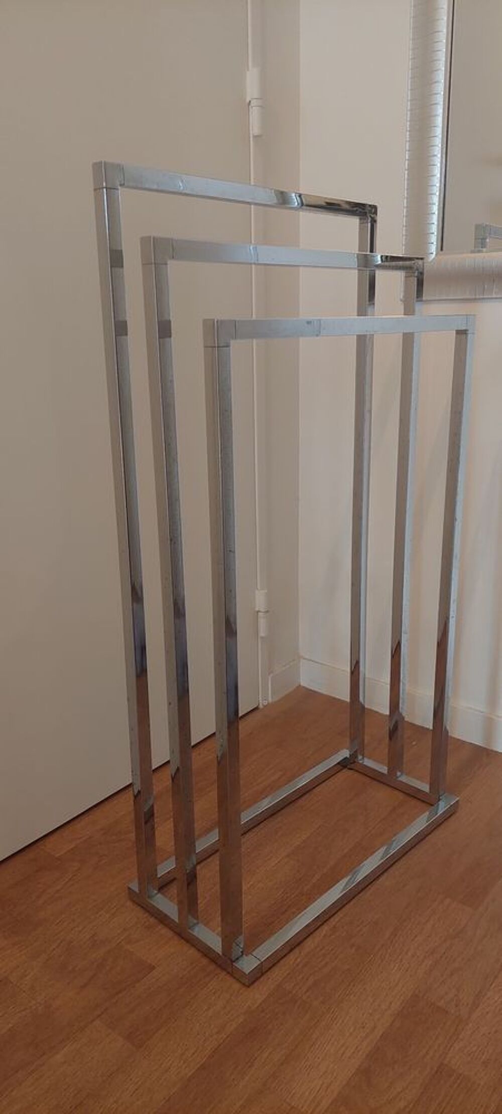 Lot de 2 porte-serviettes, dont 1 dans son carton d'origine Décoration