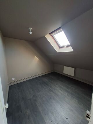  Duplex/triplex à louer 3 pièces 50 m² Sens