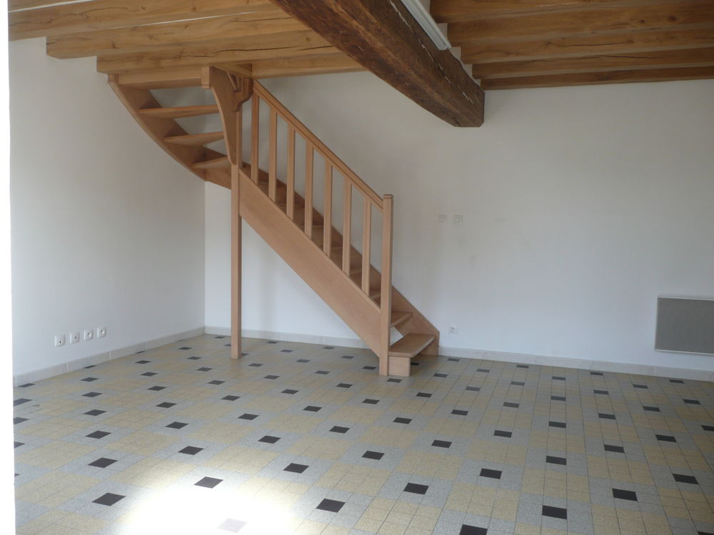 Location Maison SUD CHEROY-89690 ET EGREVILLE-77620, dans le Loiret Bazoches-sur-le-betz
