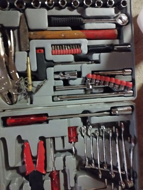 Coffret complet tous types de clés + Divers accessoires 25 Colomiers (31)