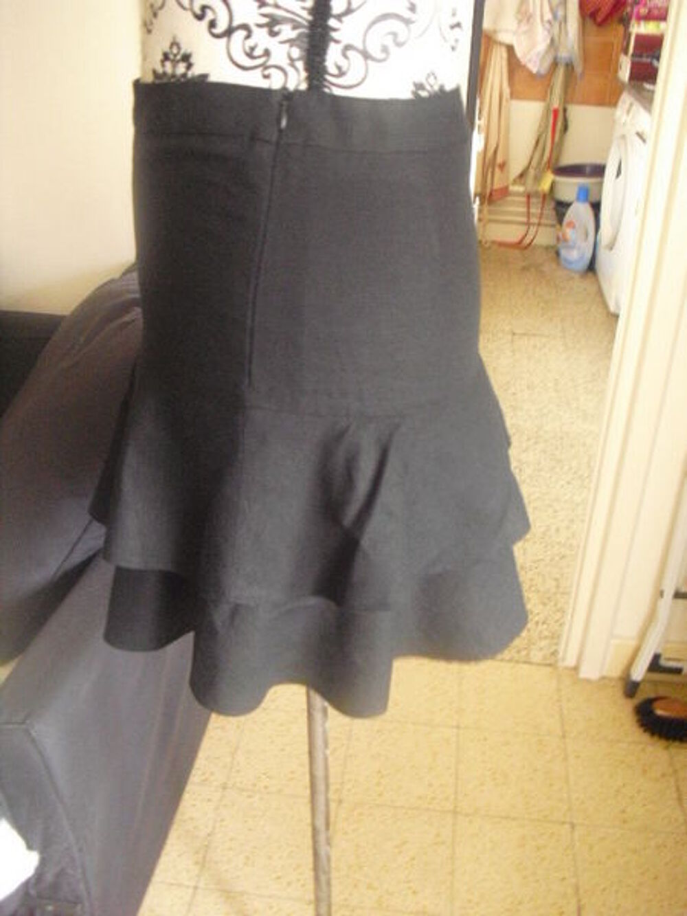 JUPE NOIRE 2 VOLANTS en lin CAMAIEU TAILLE 34 Vêtements