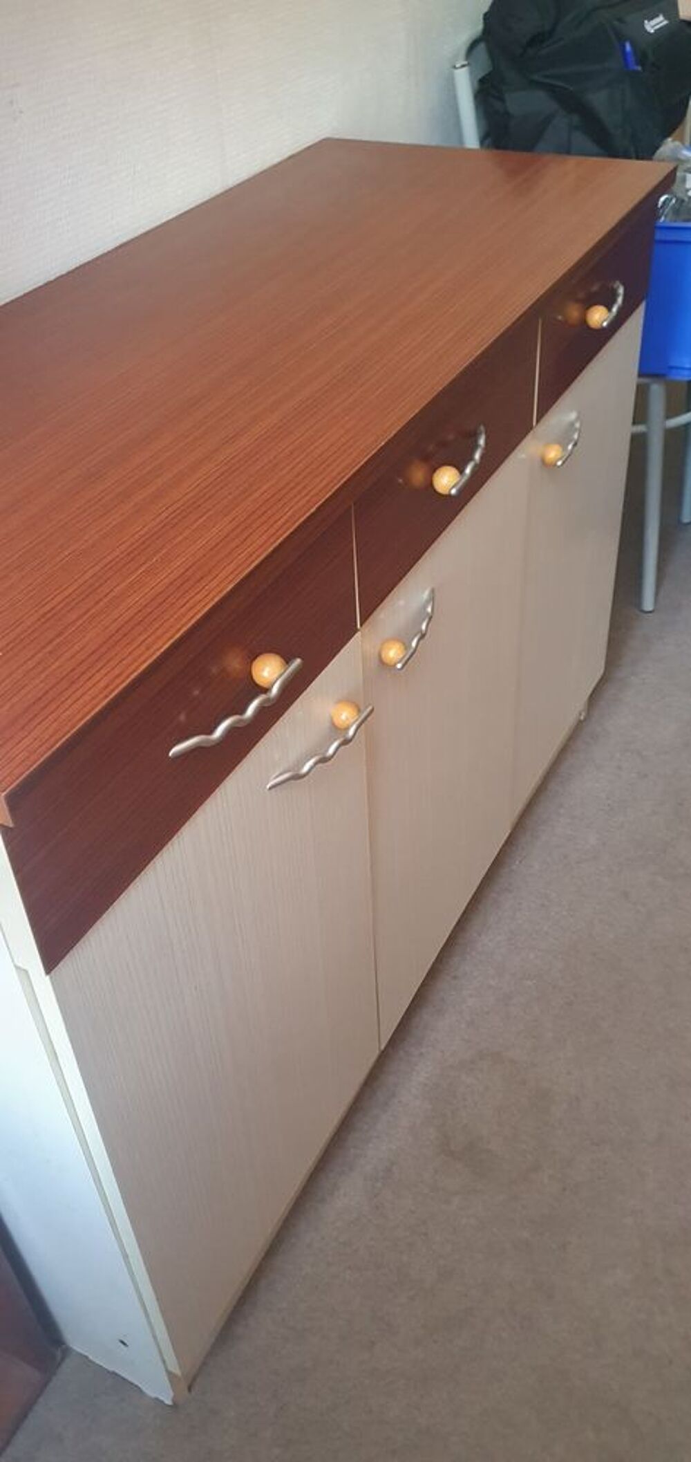 Meuble de cuisine en formica Meubles