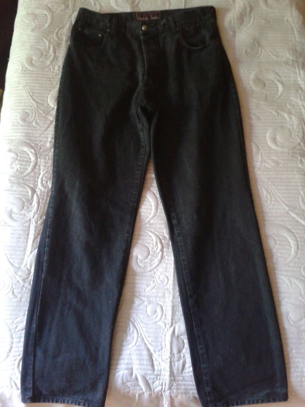 2 Levis 501 et 1 Jean Armand Thierry Homme Vêtements