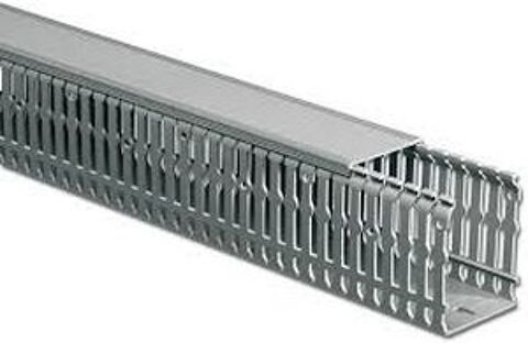 21166 lot 20 Goulotte s�cable gris 40 x 80 x 2m Segma NEUF 200 Bourseul (22)