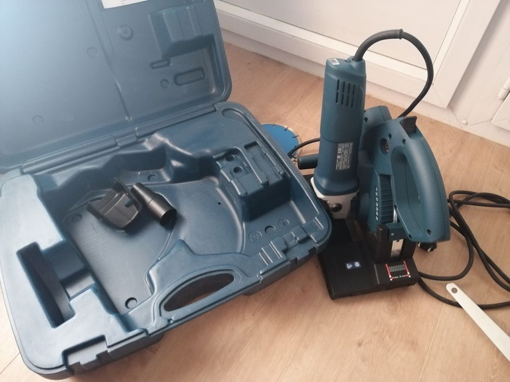 Rainureuse Bosch pro double lame / Livraison Bricolage