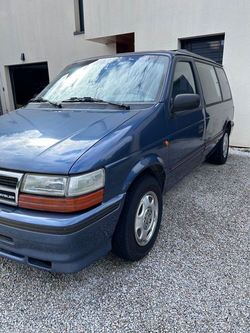 Voyager LE A 1992 occasion 12450 Flavin