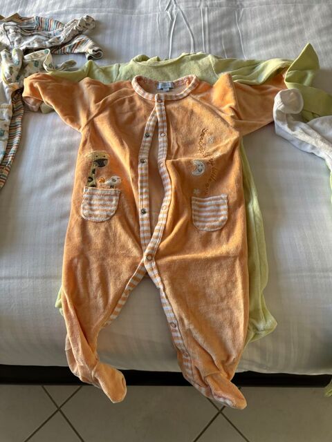 Lot 7 pyjamas 6-9 mois / 68 cm 15 Arcachon (33)