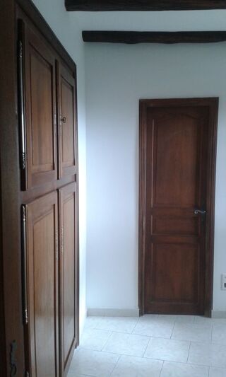  Appartement à louer 4 pièces 80 m²