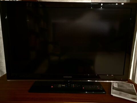 TV Samsung + lecteur DVD Blue Ray LG 100 Saint-Raphal (83)