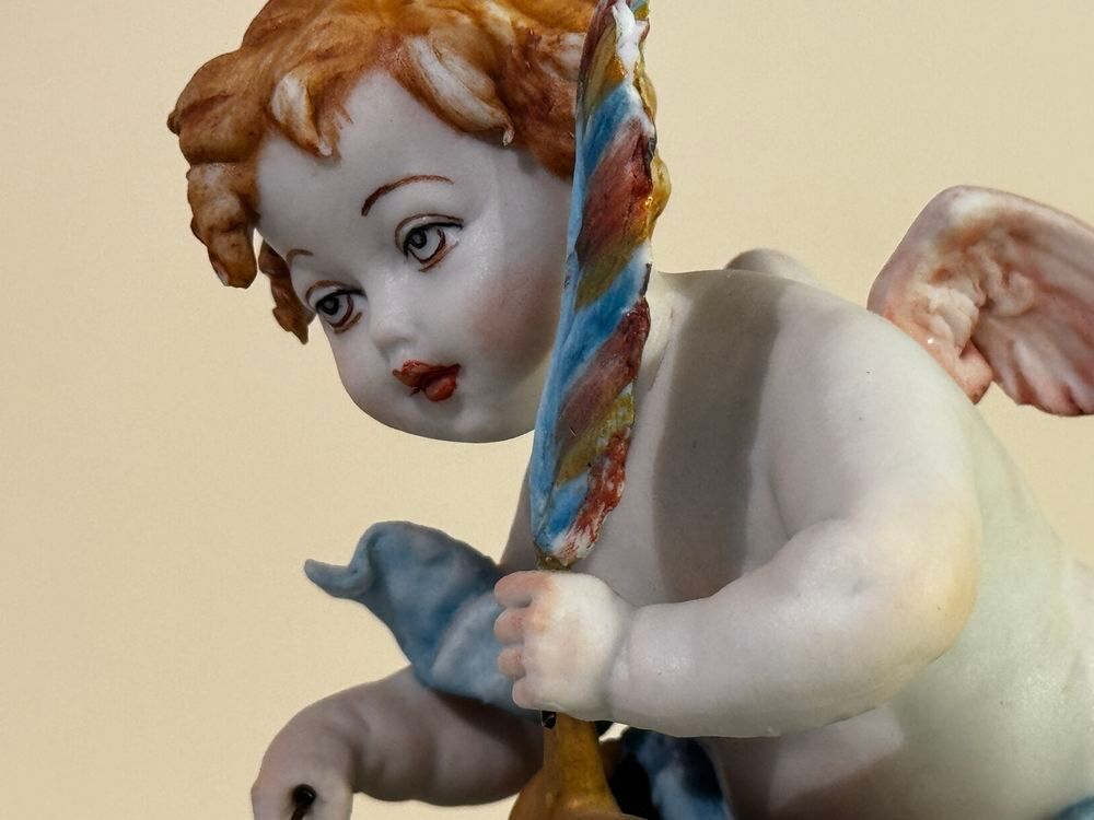 SCULPTURE EN BISCUIT DE LA MANUFACTURE * TICHE * CAPODIMONTE Décoration